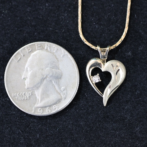 14K GF Vintage Gold Filled Heart  Diamond Pendant - Picture 3 of 7